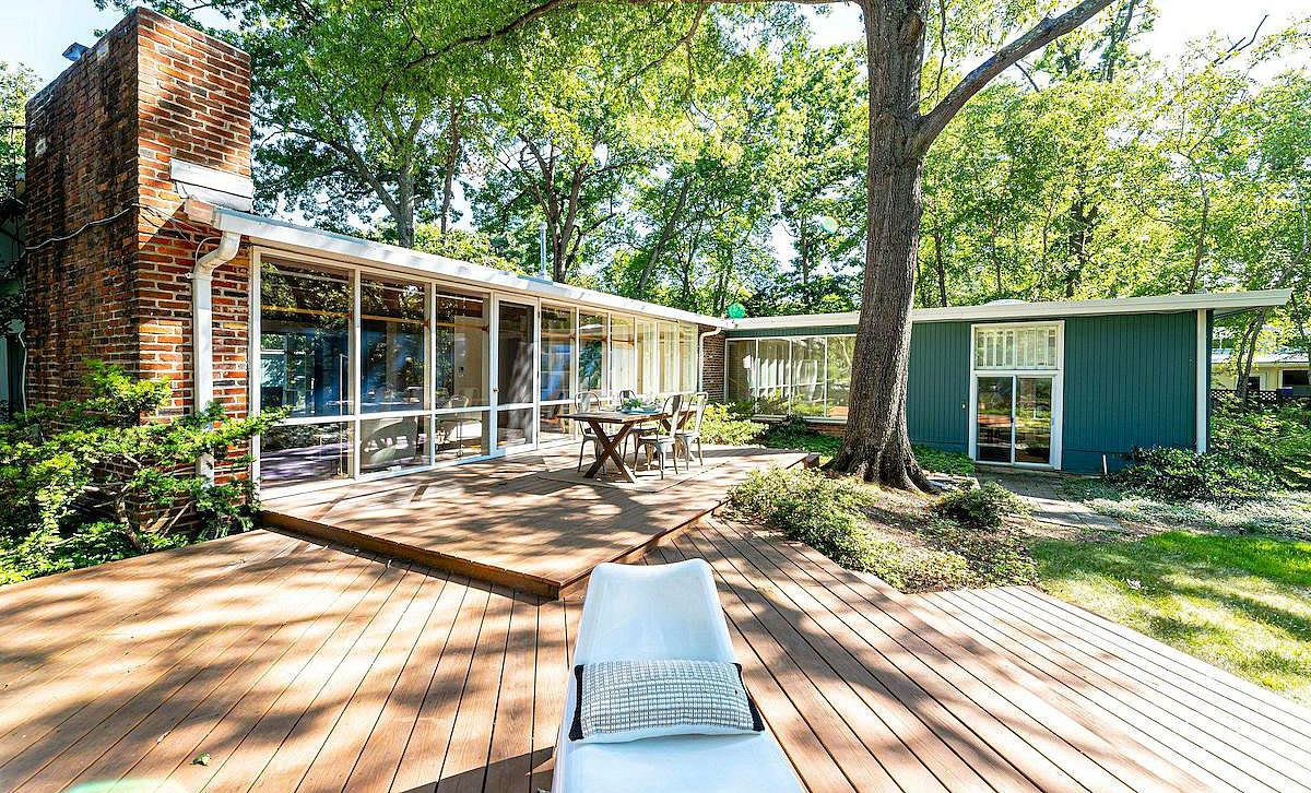 Best New Listings Custom Condos and Charles Goodman Originals